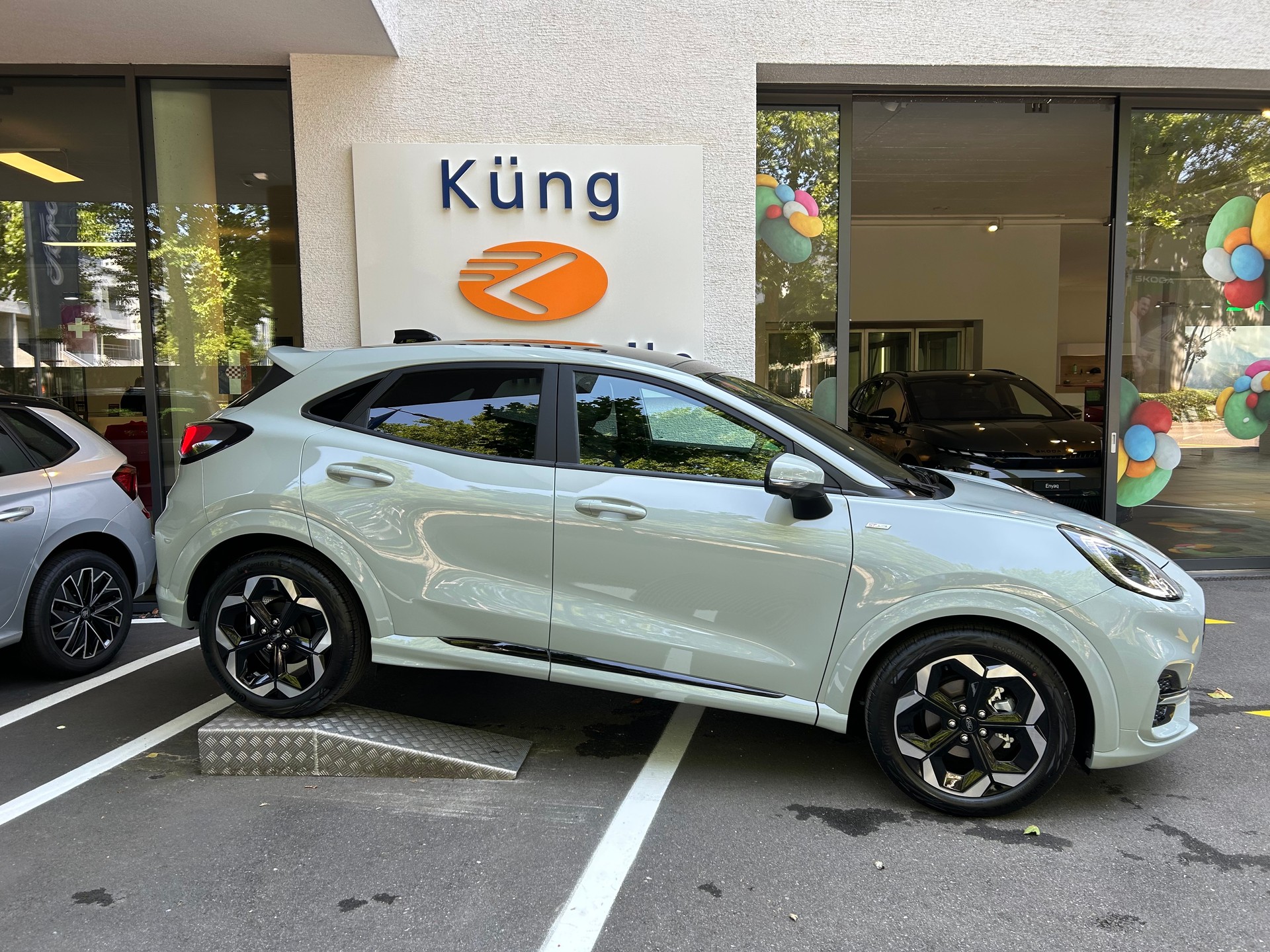 FORD Puma 1.0 MHEV ST-Line X Automat-showroom-element-1