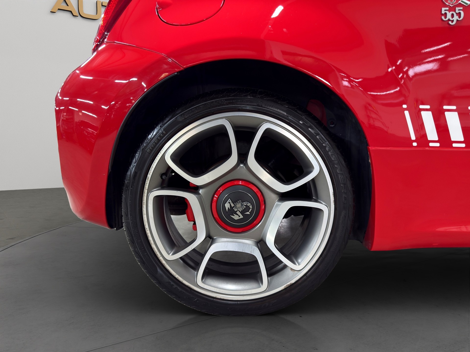 FIAT 595 1.4 16V Turbo Abarth Turismo Dualogic-image-9
