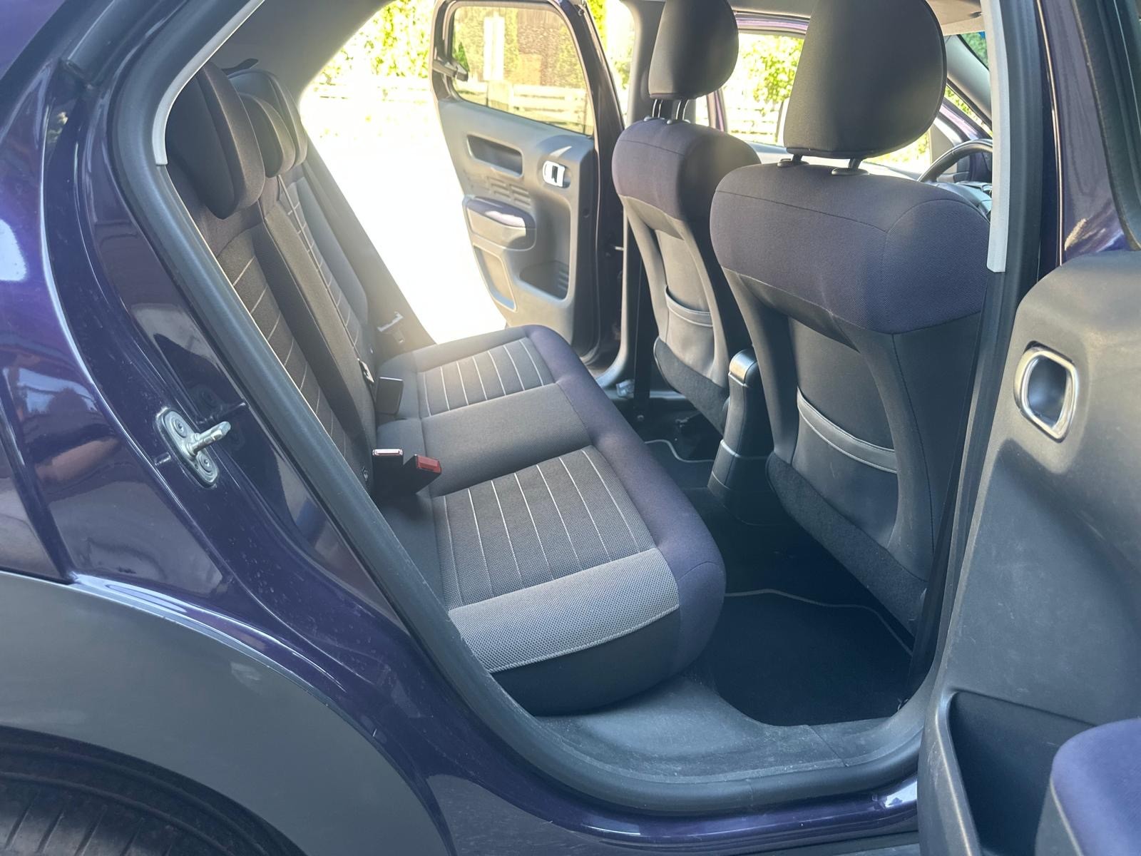 CITROEN C4 Cactus 1.2 VTi Shine-image-10