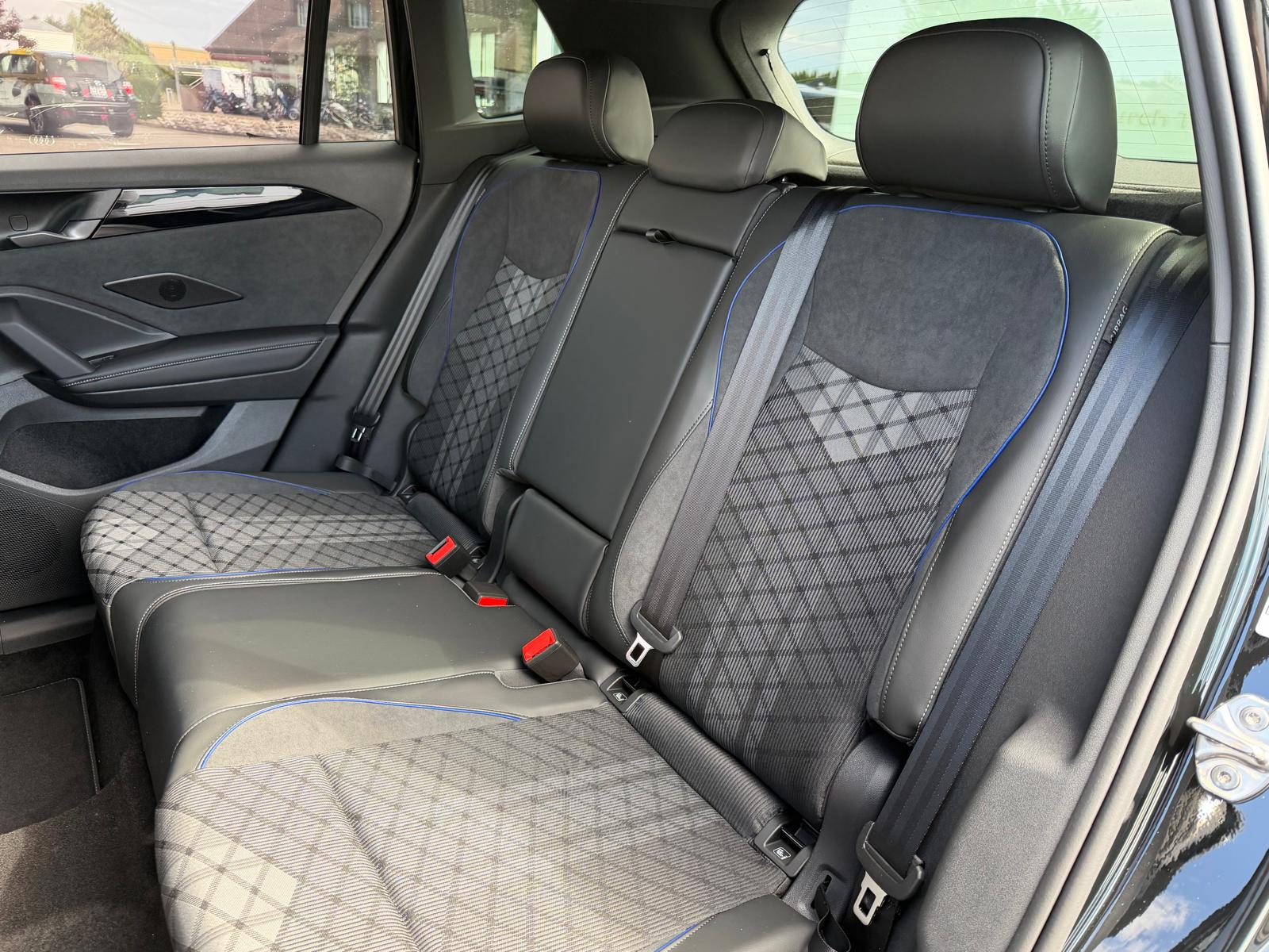 VW Tiguan 2.0 TSI DSG R-Line United 4Motion-image-24