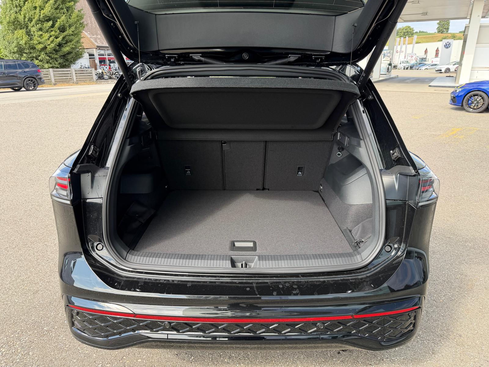 VW Tiguan 2.0 TSI DSG R-Line United 4Motion-image-27