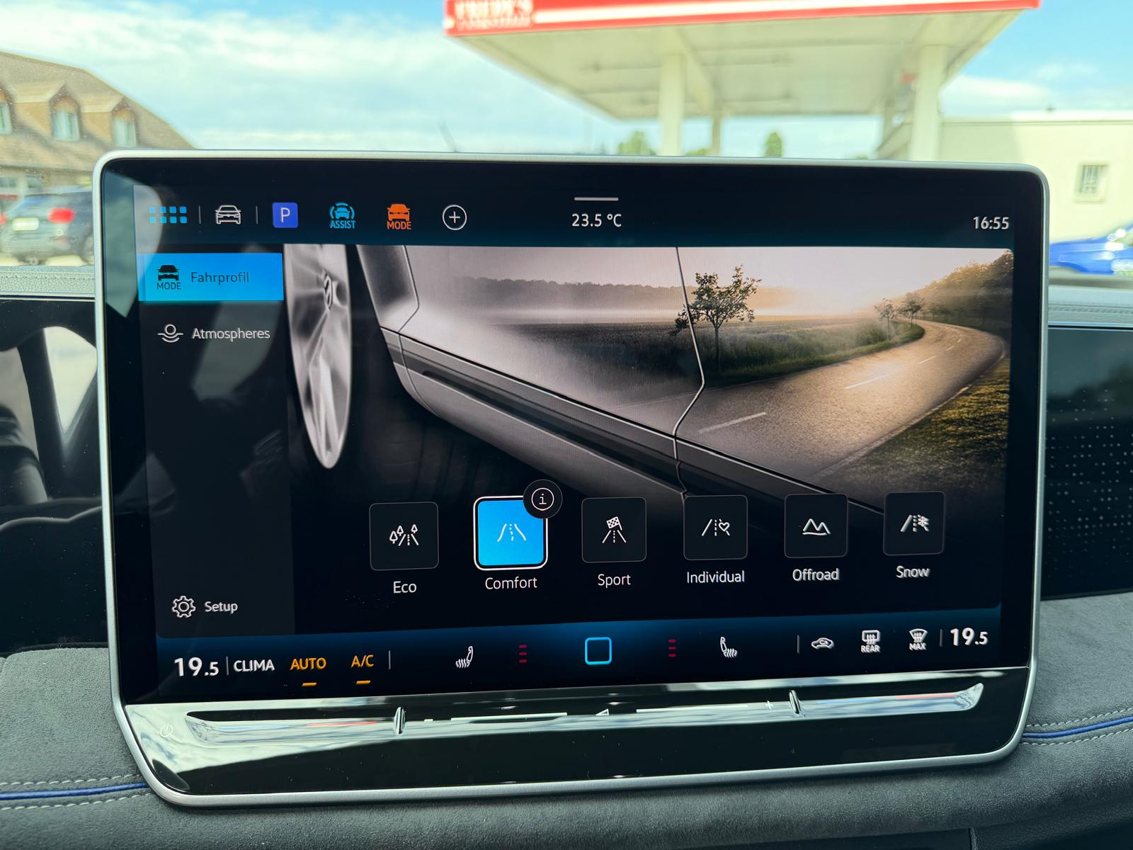 VW Tiguan 2.0 TSI DSG R-Line United 4Motion-image-22