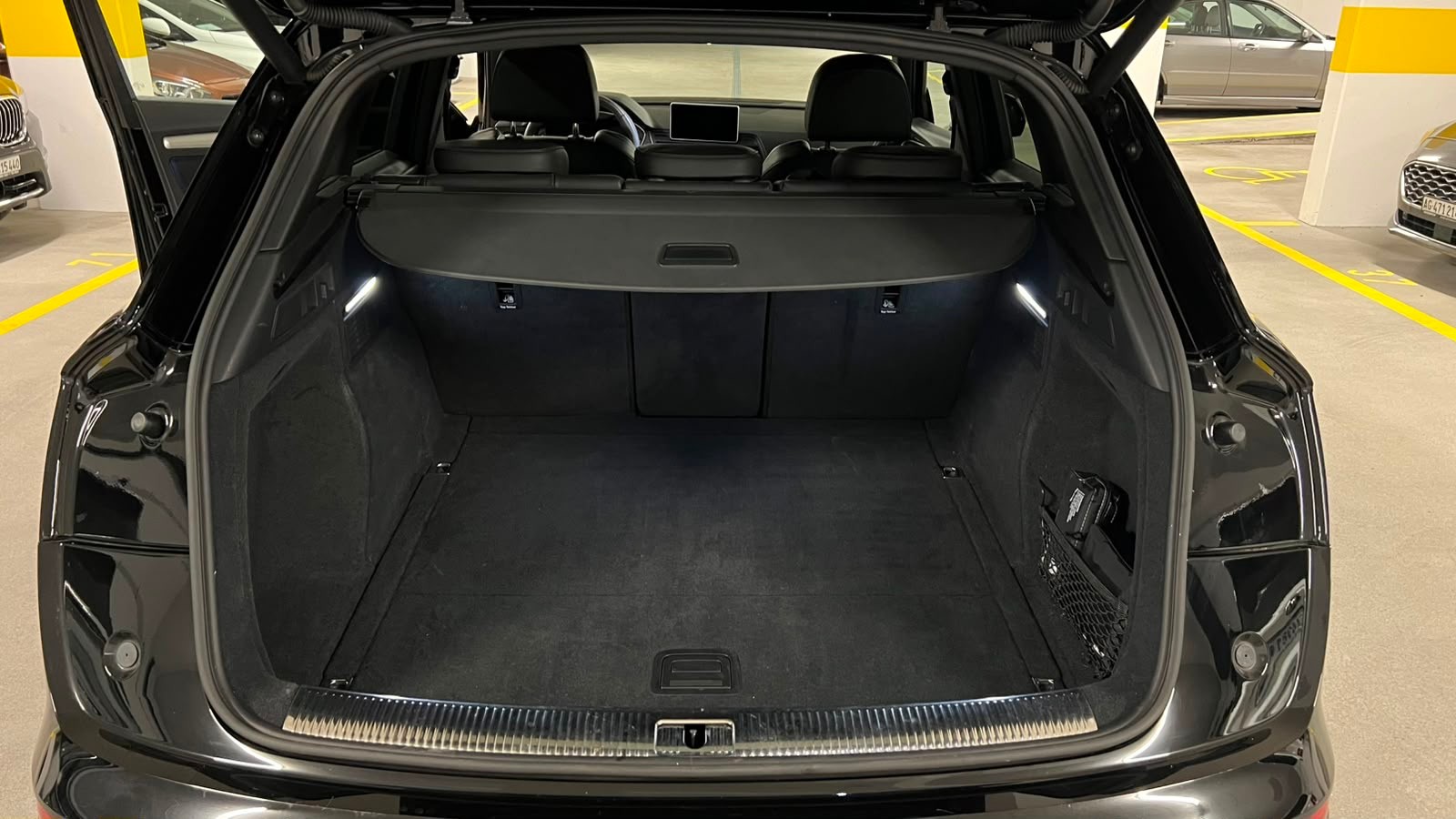 AUDI 2.0 40 TDI Sport qu. S-Tronic-image-5