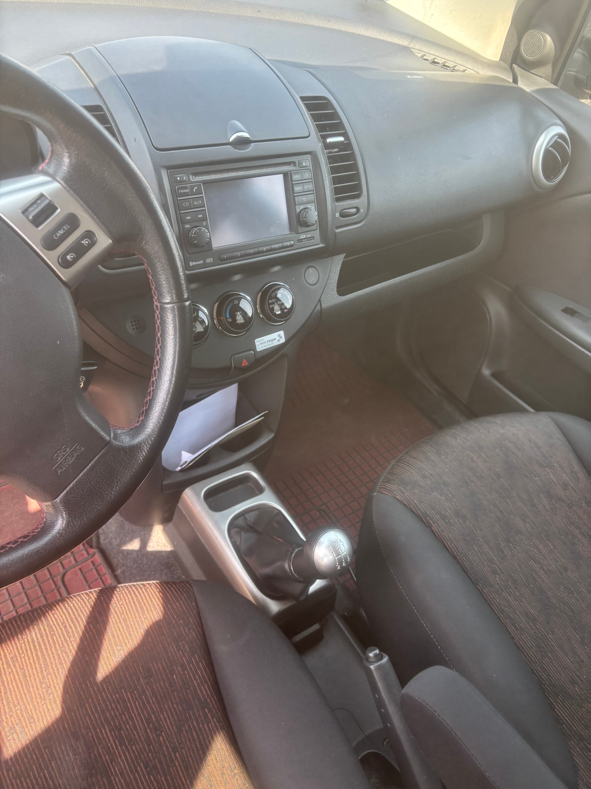 NISSAN Note 1.6 tekna-image-2