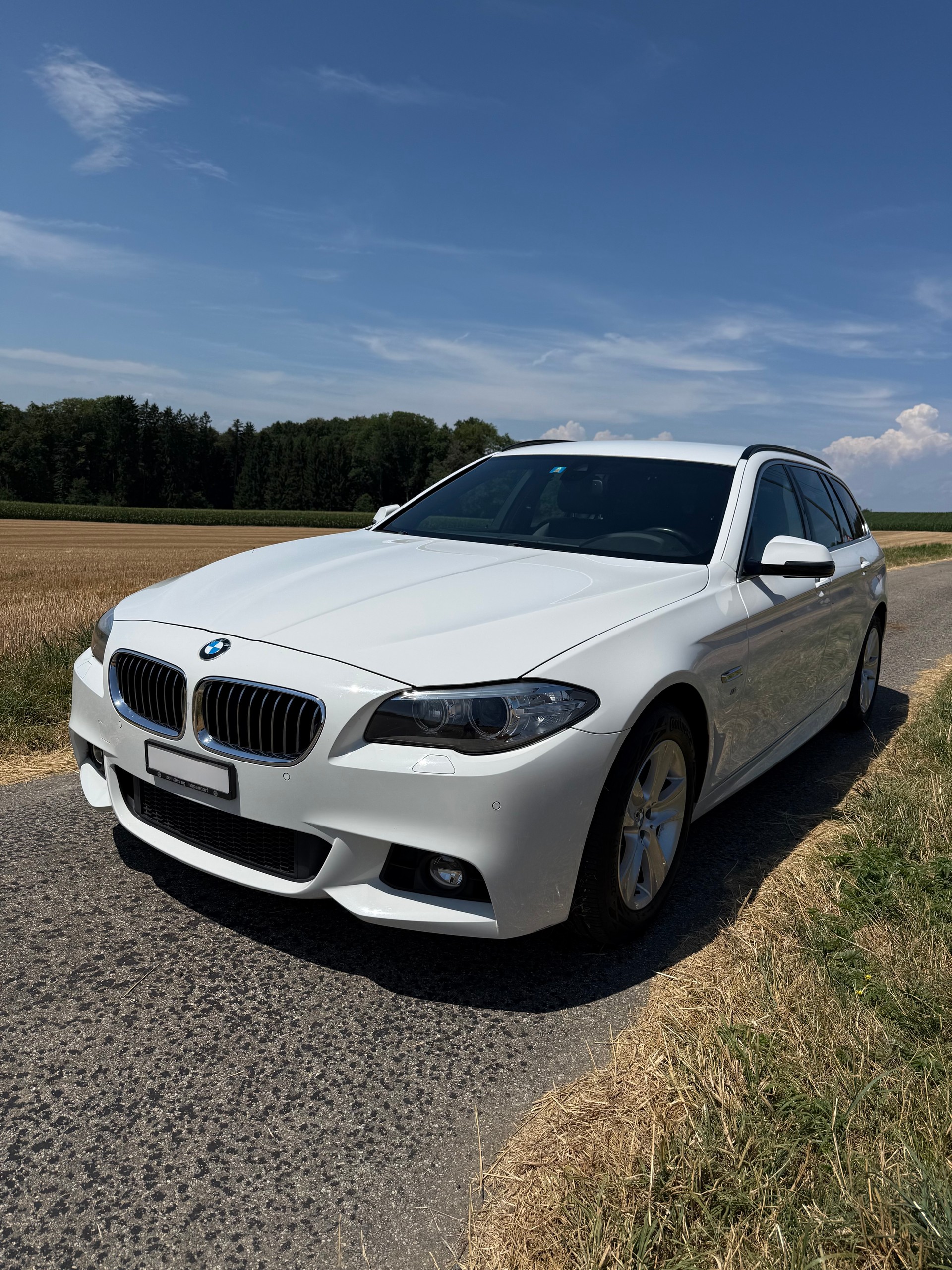 BMW 528i xDrive-image-0