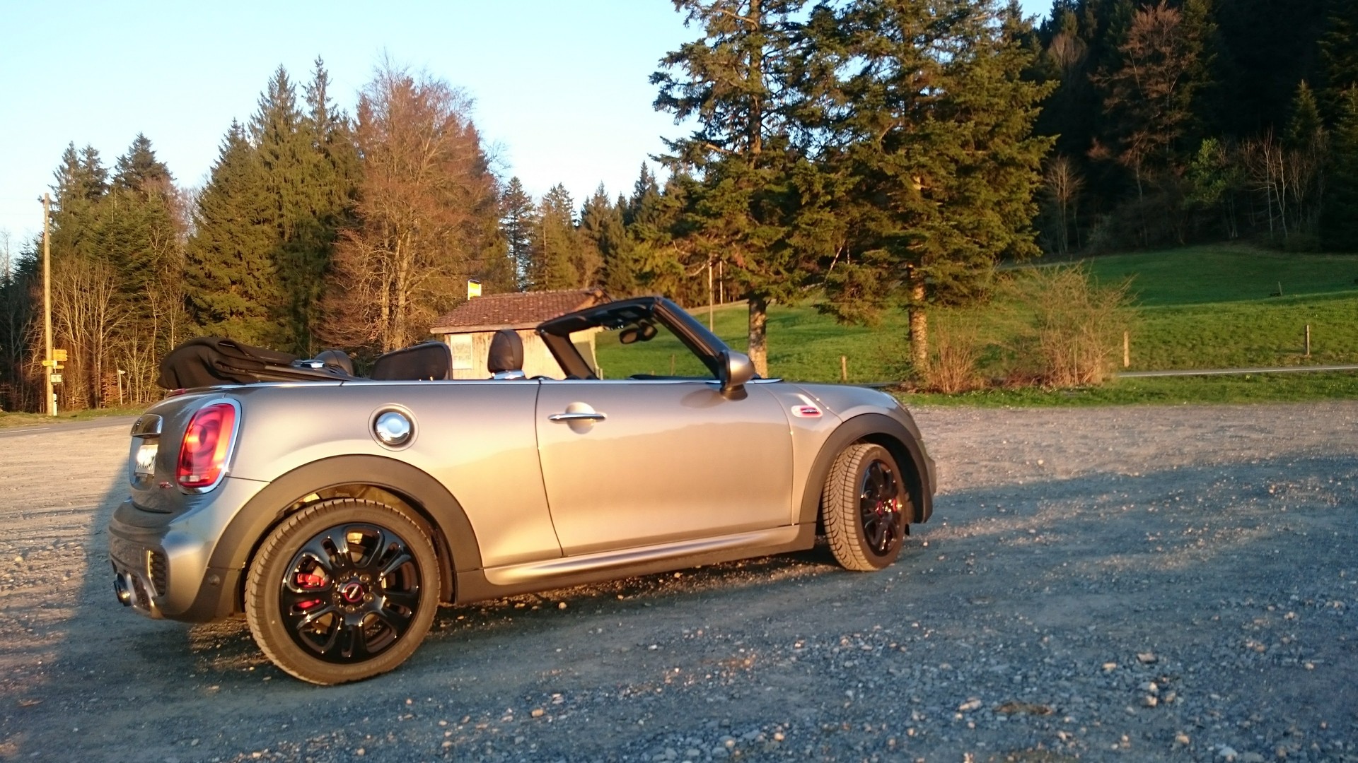 MINI Cabrio 2.0i John Cooper Works-image-3