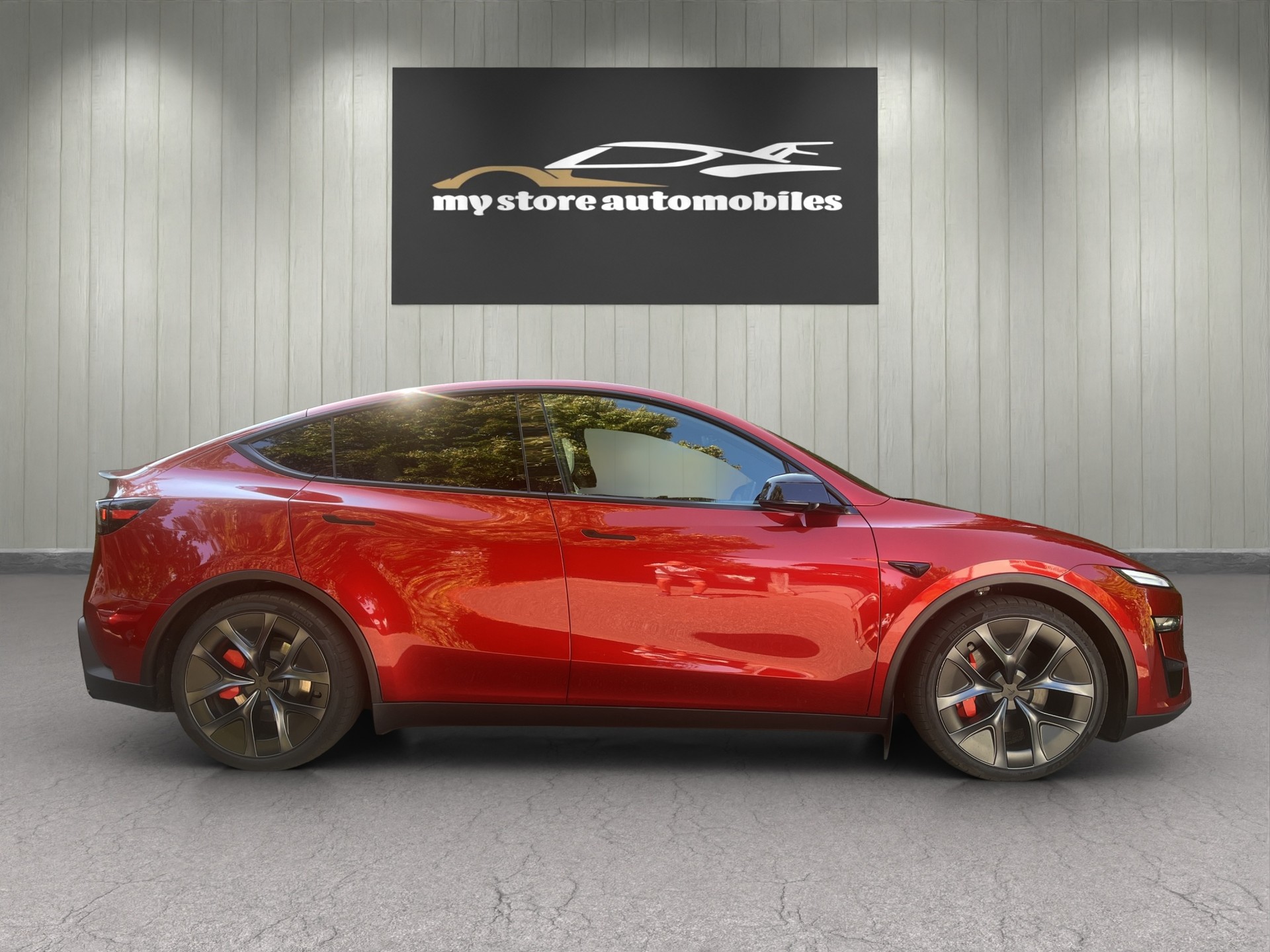 TESLA Model Y Performance Ultra Red