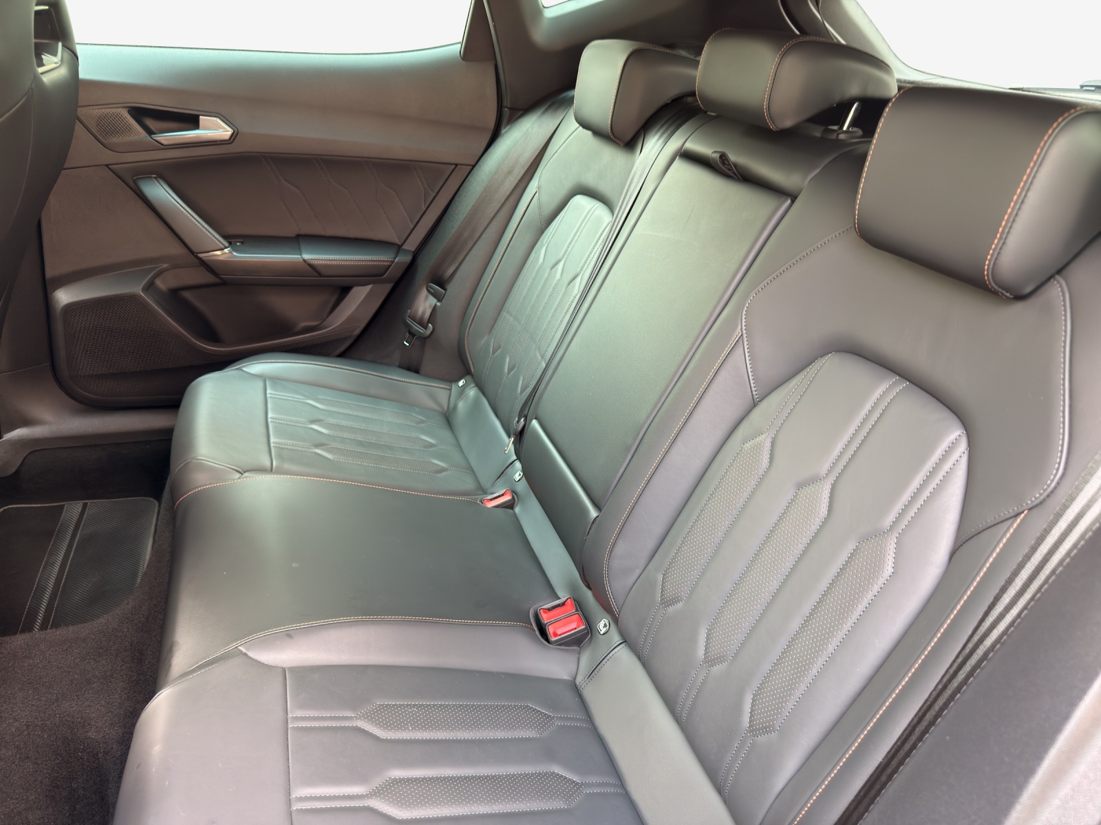 CUPRA Formentor 1.5 TSI DSG-image-11