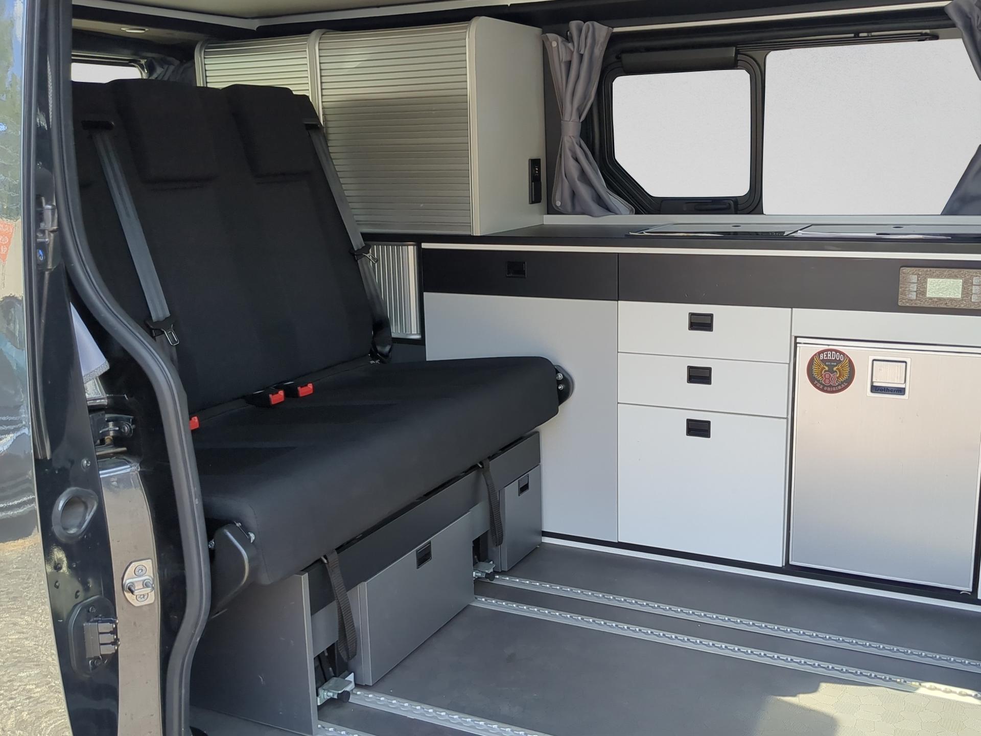 RENAULT Trafic Blue dCi 150 Spacenomad Equilibre-image-13