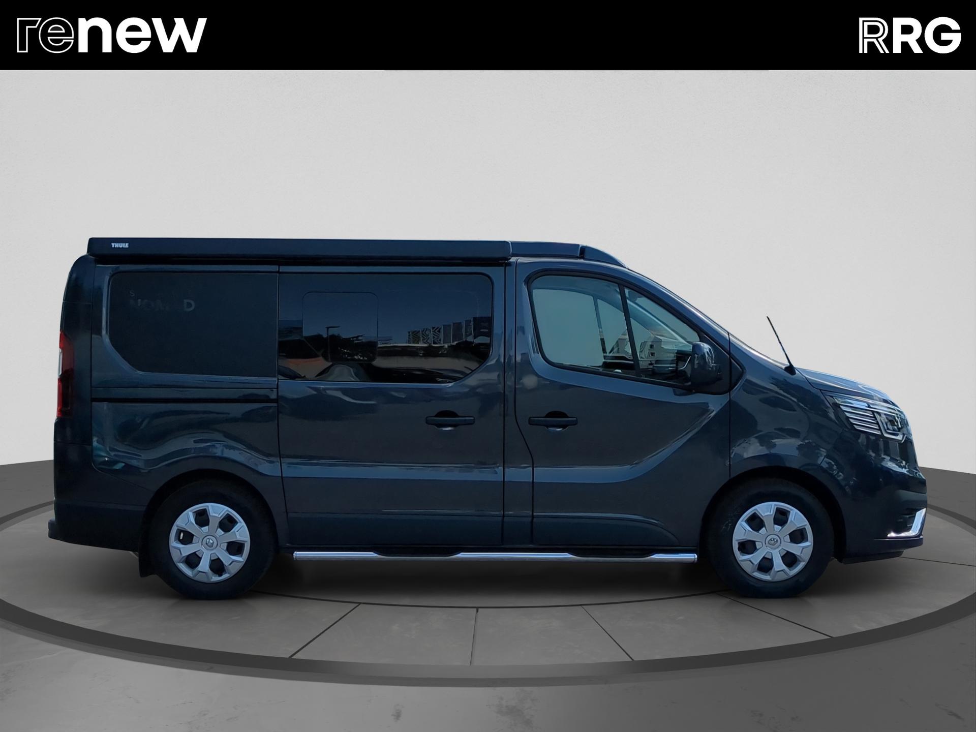 RENAULT Trafic Blue dCi 150 Spacenomad Equilibre-showroom-element-1