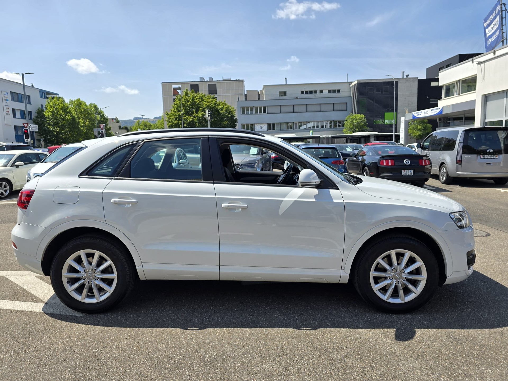 AUDI Q3 2.0 TFSI quattro-image-7