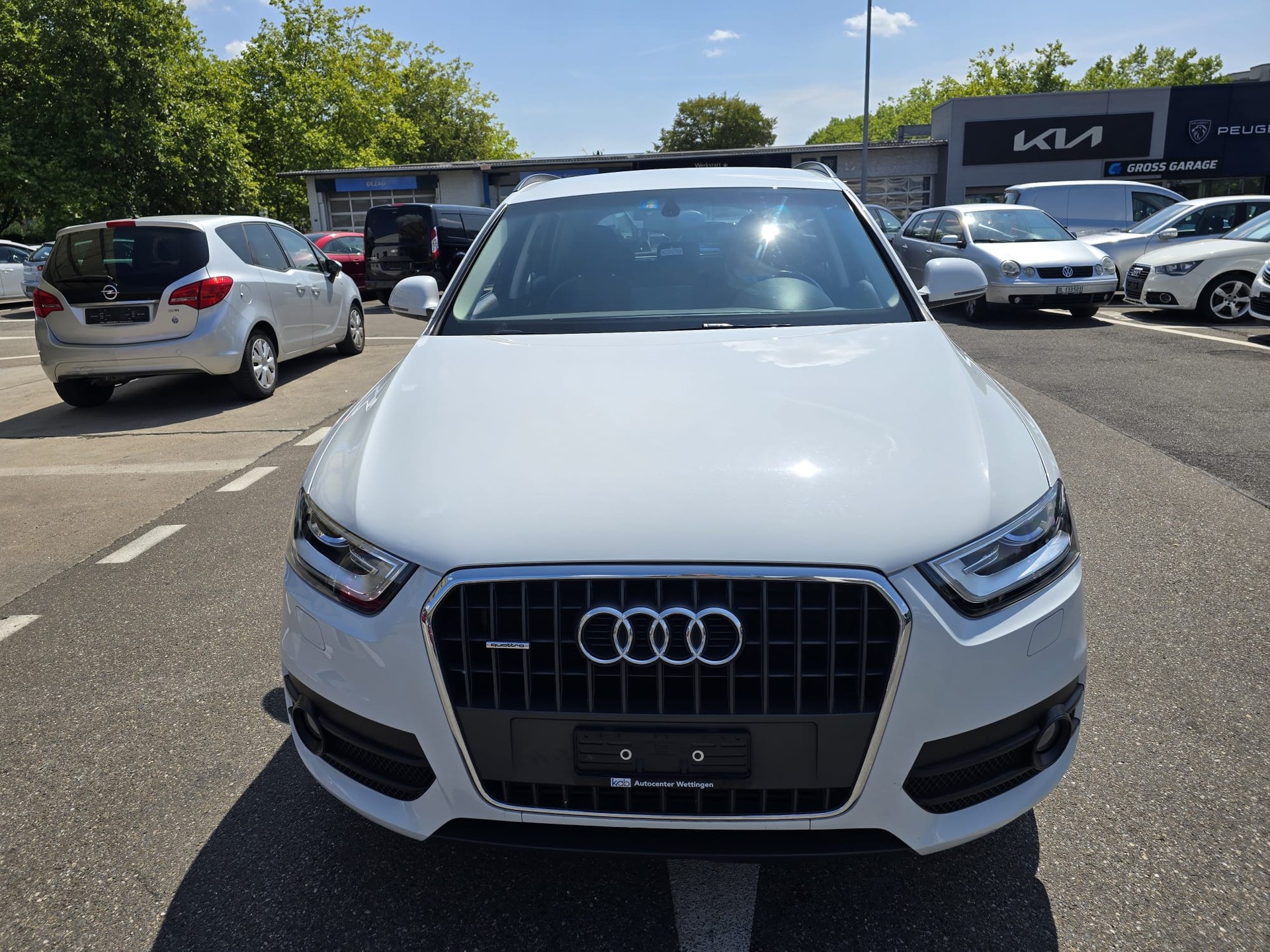 AUDI Q3 2.0 TFSI quattro-image-1