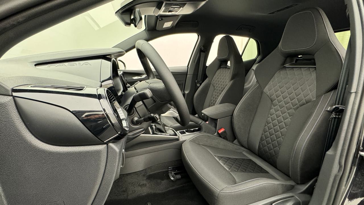 SKODA Fabia 1.5 TSI Monte Carlo DSG-image-4