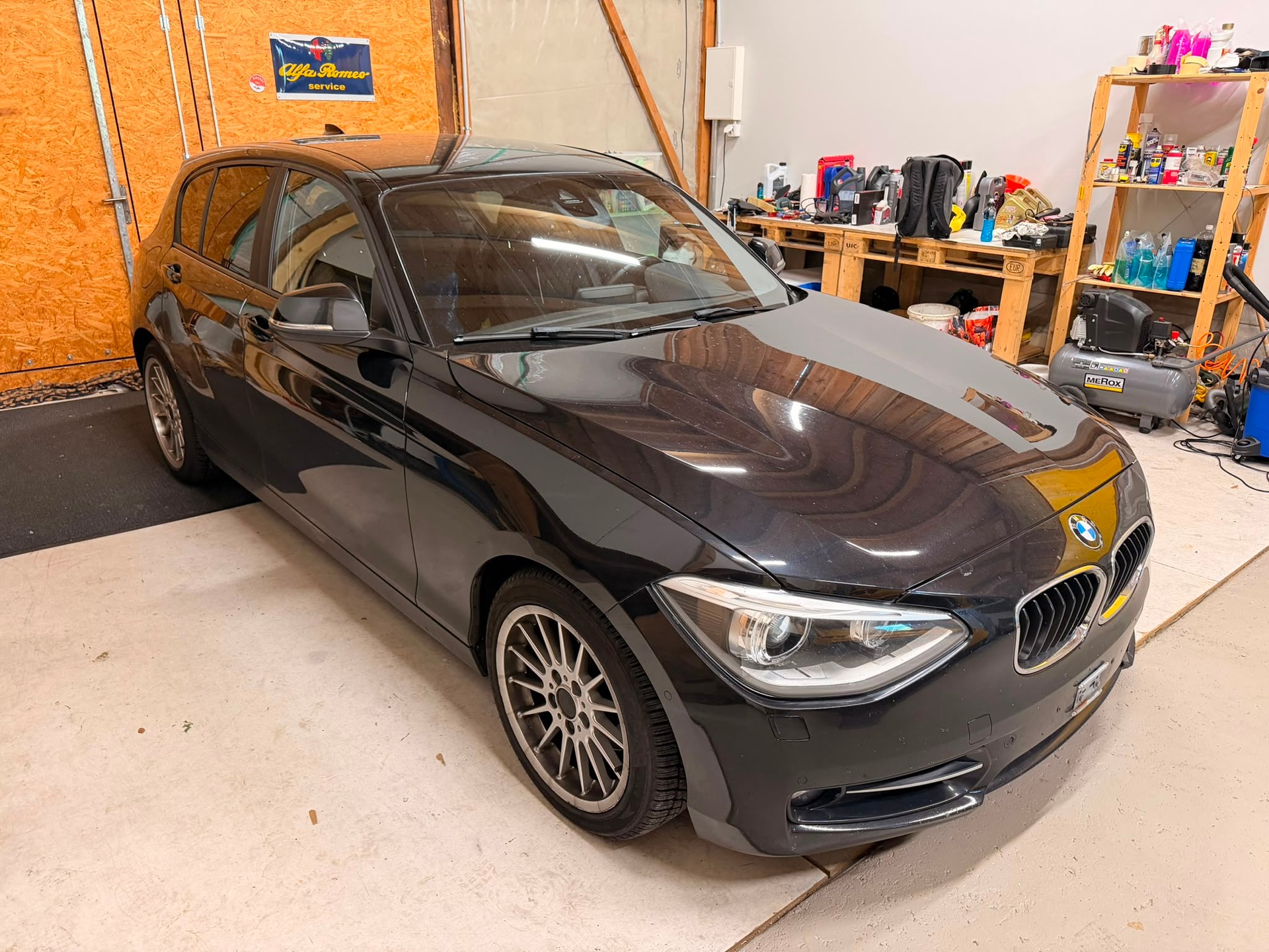BMW 120d Sport Line-image-1