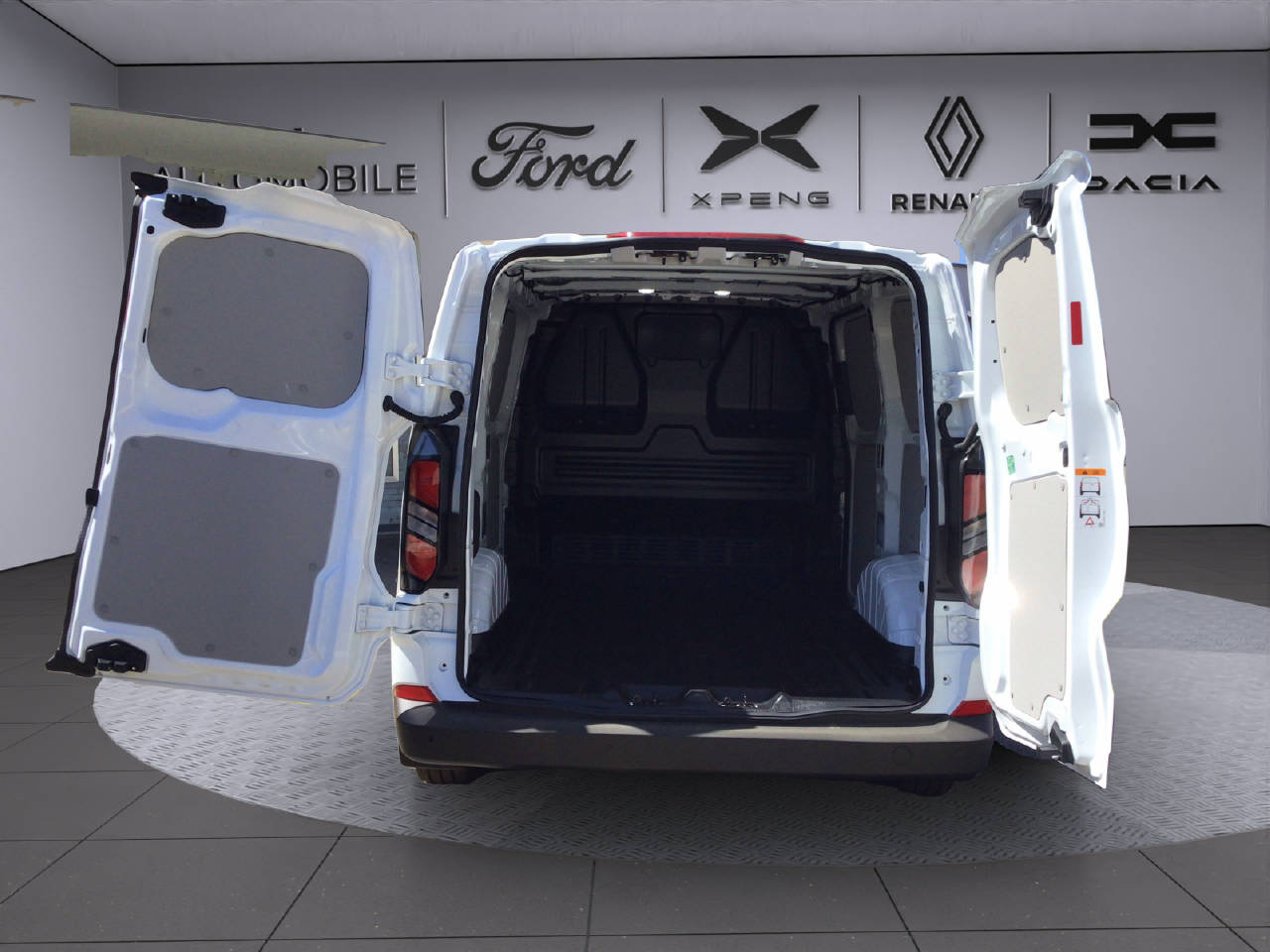 FORD Transit Custom Van 320 L1 2.5 PHEV 233 PS Trend PHEV-image-7