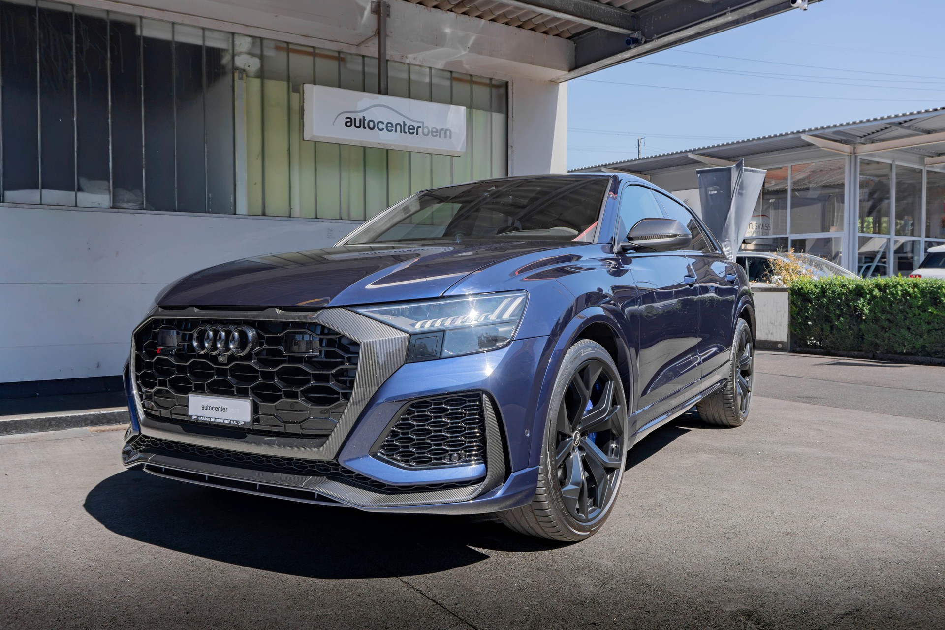 AUDI RSQ8 quattro tiptronic-image-0