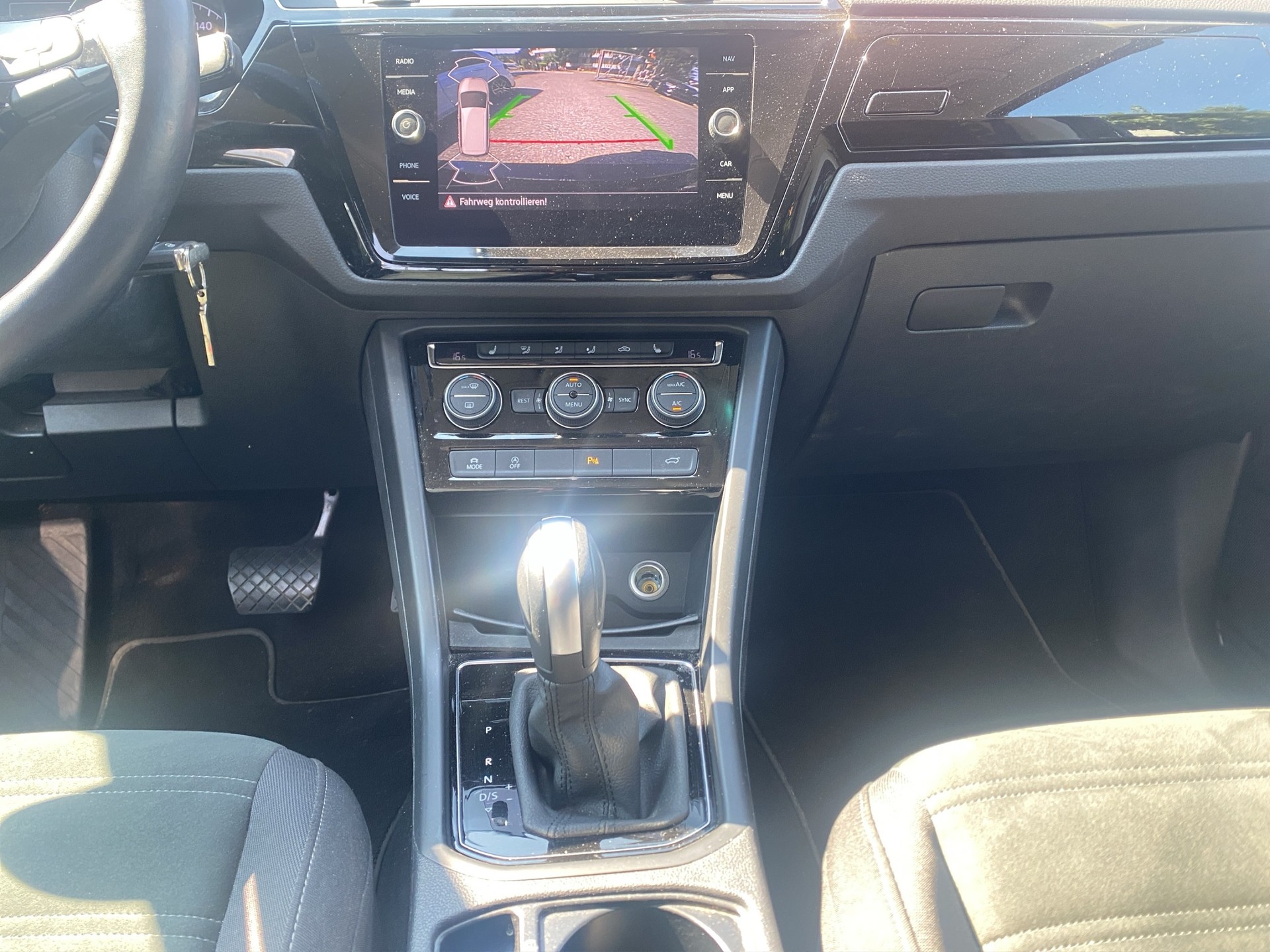 VW Touran 1.5 TSI EVO Comfortline DSG-image-13