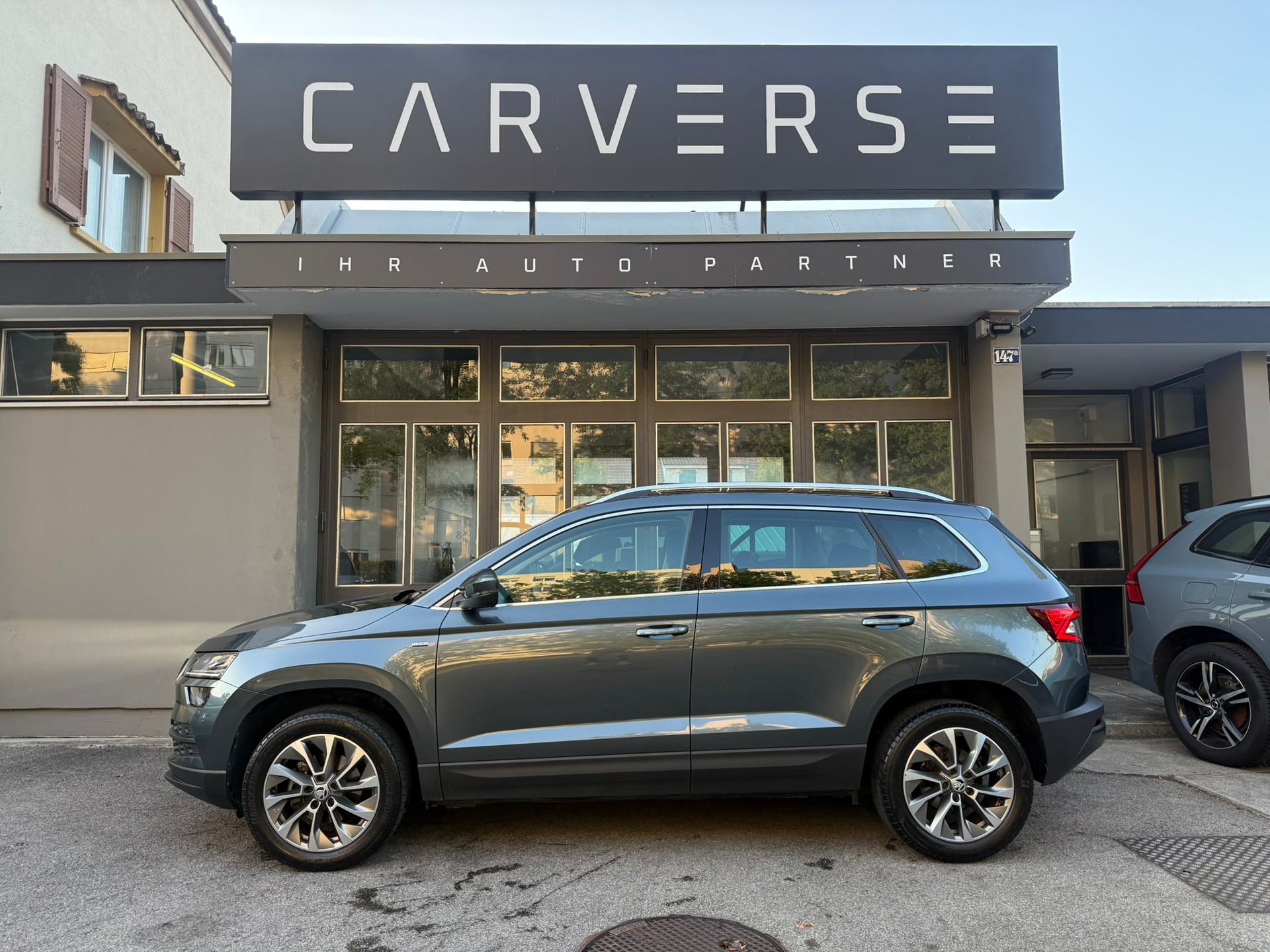 SKODA Karoq 1.5 TSI Ambition DSG-image-1