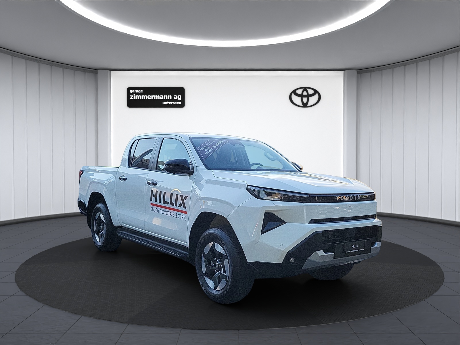 TOYOTA Hilux Double Cab.-Pick-up 59KW-image-2