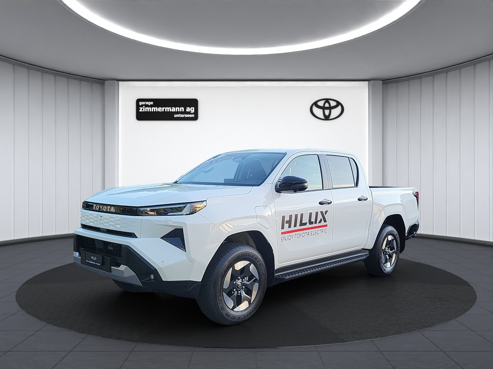 TOYOTA Hilux Double Cab.-Pick-up 59KW-image-0