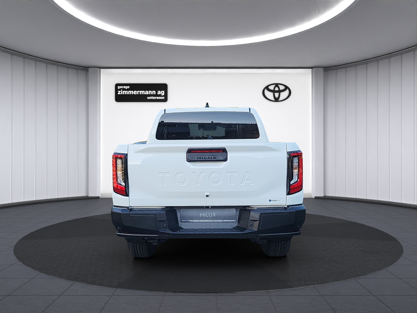TOYOTA Hilux Double Cab.-Pick-up 59KW-image-7