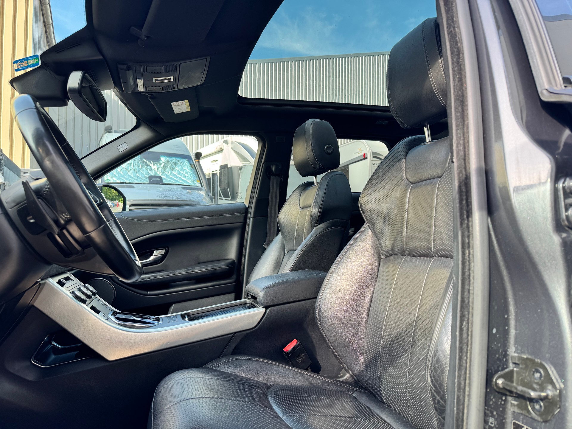 LAND ROVER Range Rover Evoque 2.0 Si4 HSE AT9-image-14