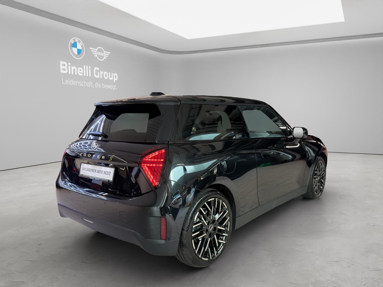 MINI J01 Cooper SE-image-7