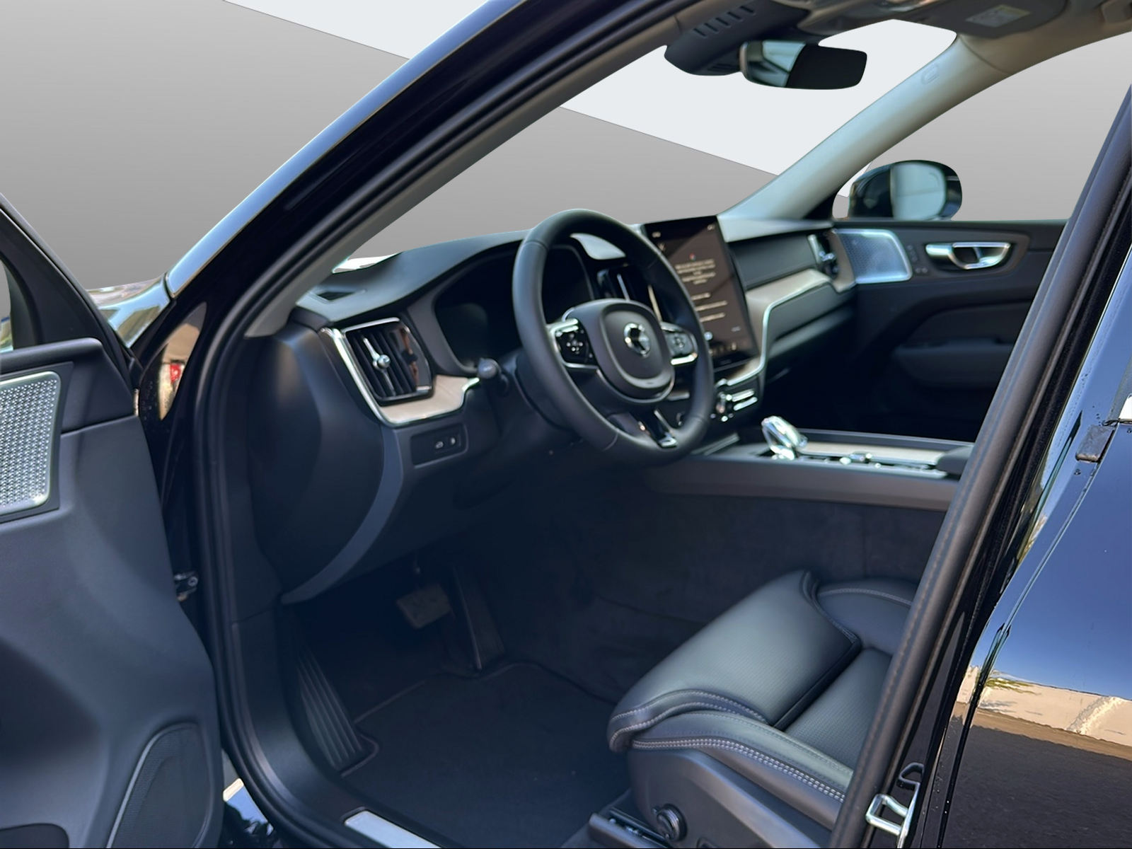 VOLVO XC60 2.0 T8 TE Ultra Bright eAWD-image-10