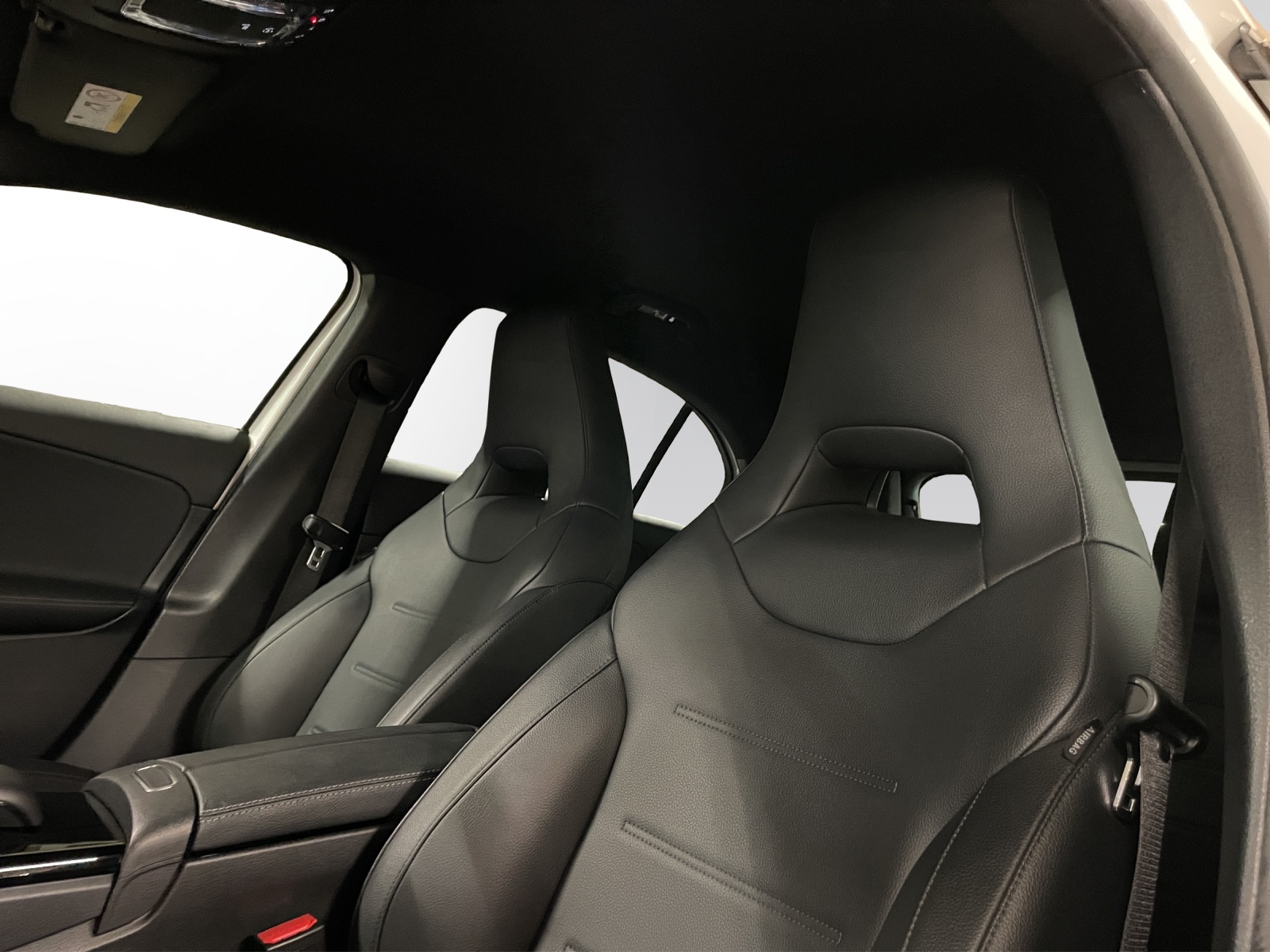MERCEDES-BENZ A 200 4Matic Progressive 8G-DCT-image-9