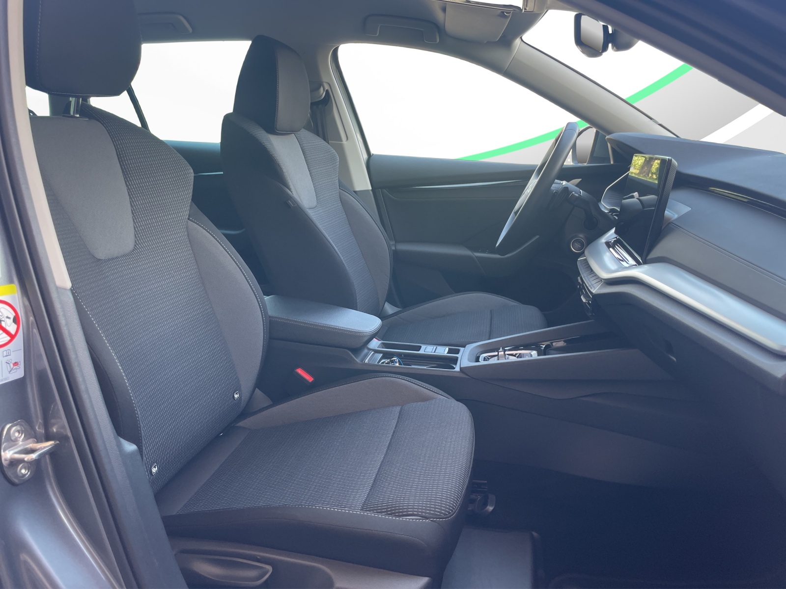 SKODA Octavia Combi 1.5 TSI mHEV DSG Dynamic-image-12
