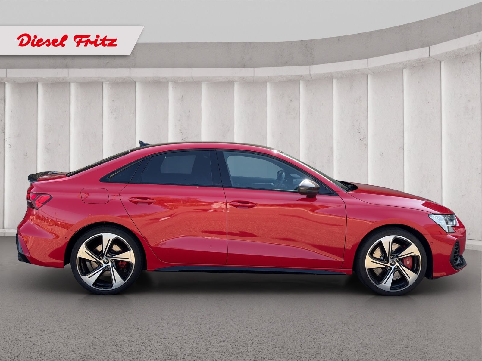 AUDI S3 Limousine TFSI quattro S-tronic-image-5