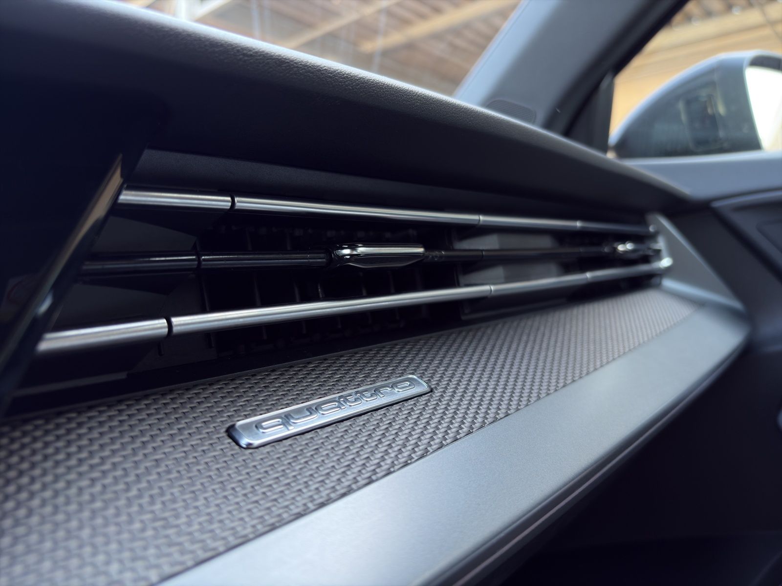 AUDI S3 Limousine TFSI quattro S-tronic-image-20