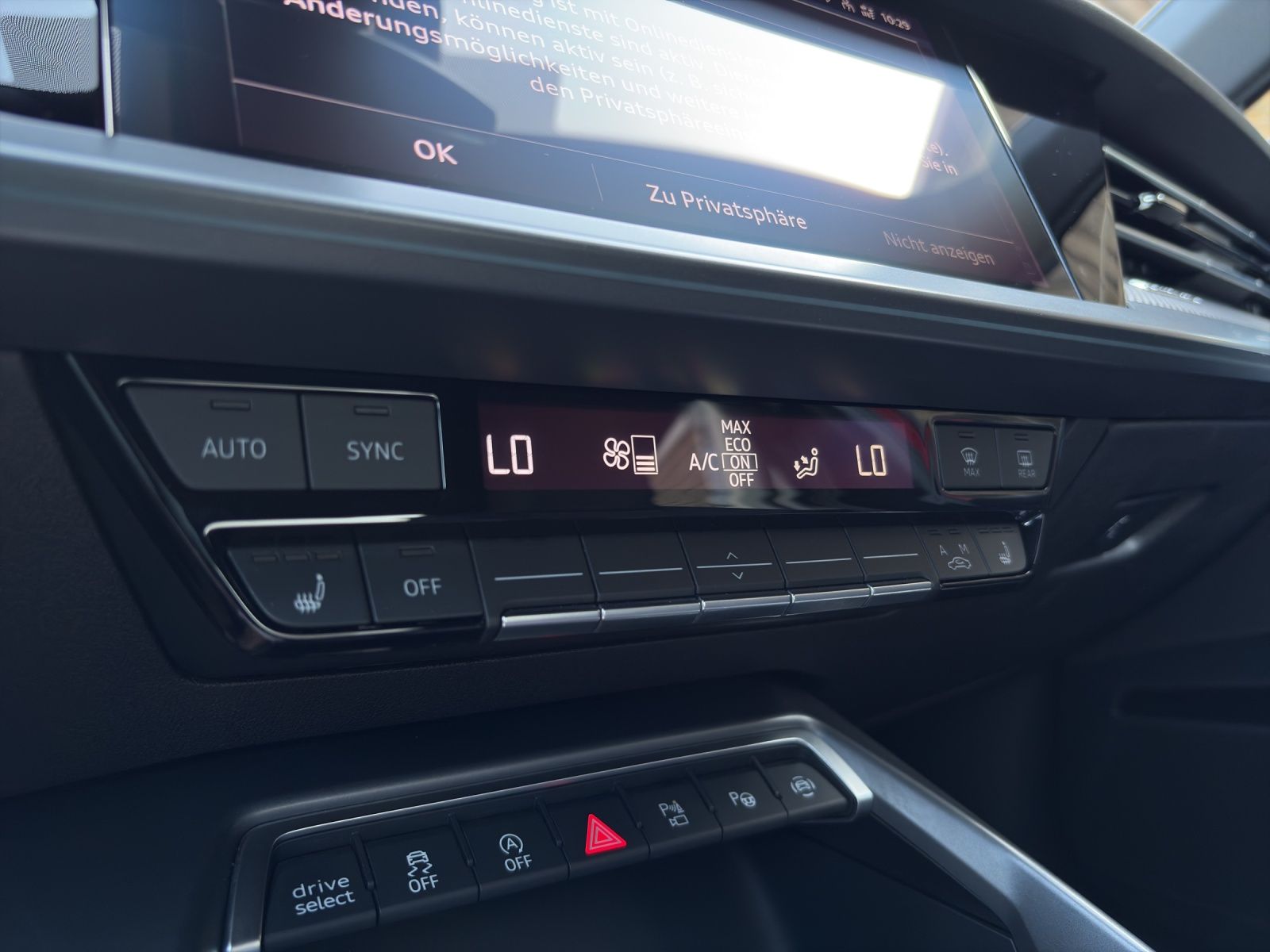 AUDI S3 Limousine TFSI quattro S-tronic-image-19