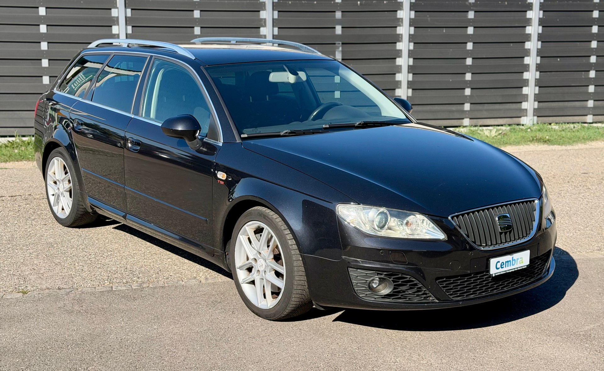 SEAT Exeo ST 2.0 TSI Advantage multitronic-image-0