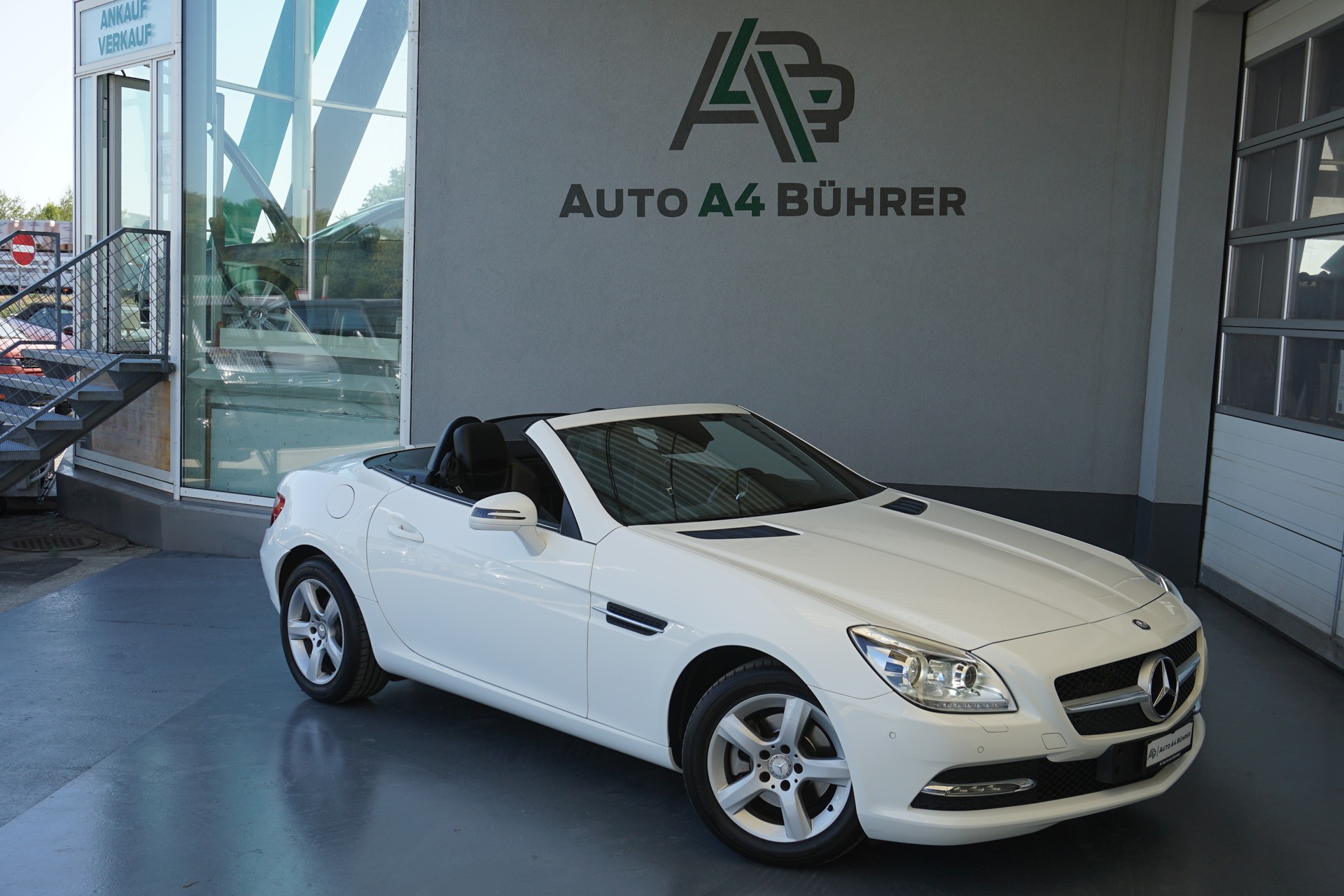MERCEDES-BENZ SLK 200-image-3