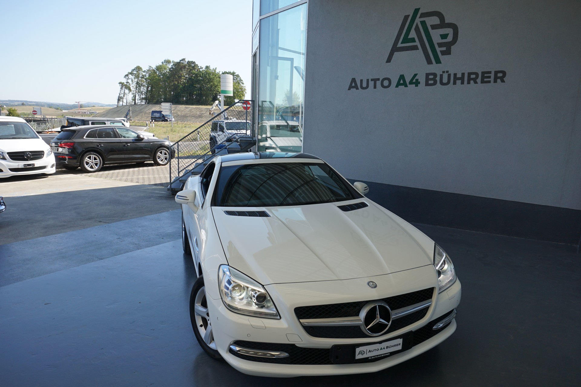 MERCEDES-BENZ SLK 200-image-4