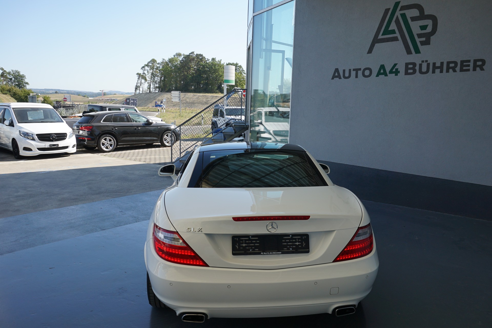 MERCEDES-BENZ SLK 200-image-14