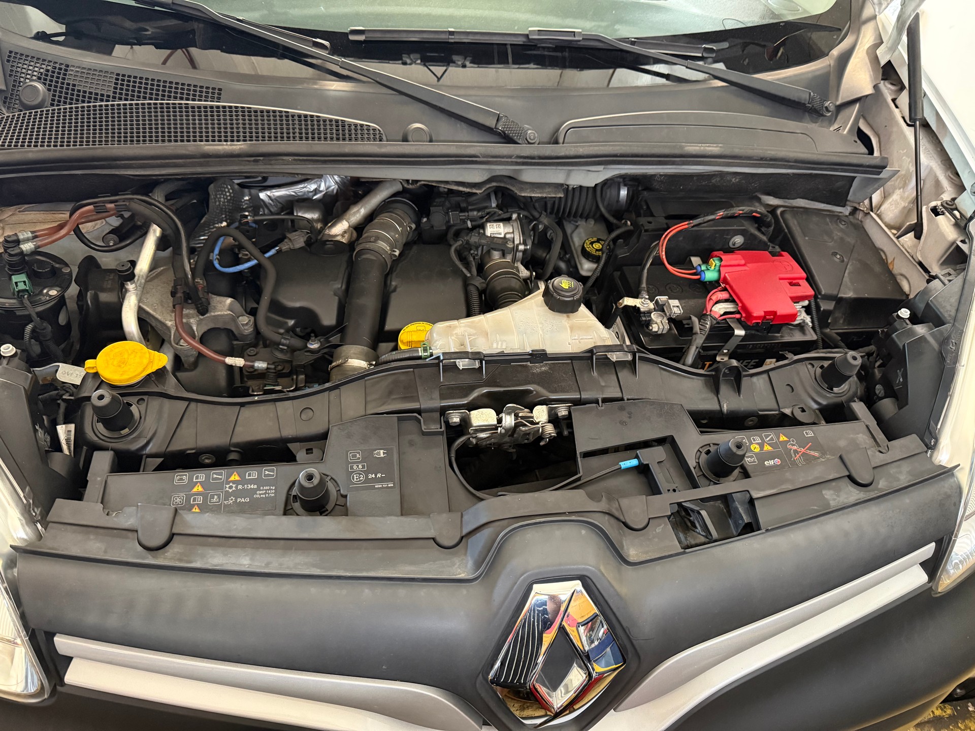 RENAULT MAXI 5 Plätze 110 dCi-image-14