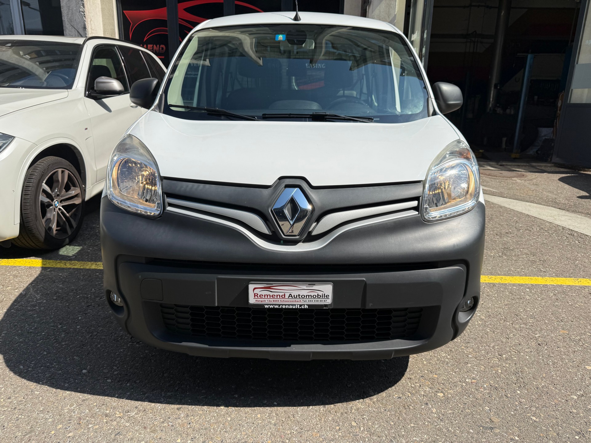 RENAULT MAXI 5 Plätze 110 dCi-image-3