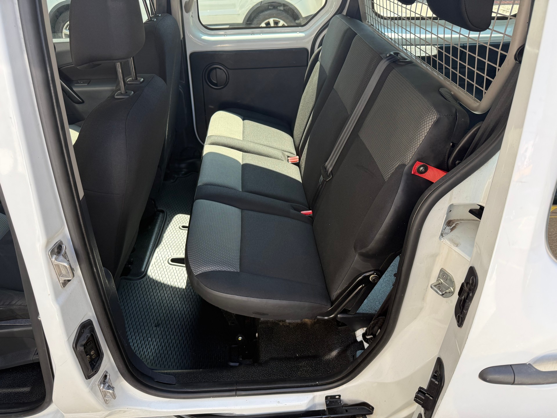 RENAULT MAXI 5 Plätze 110 dCi-image-15