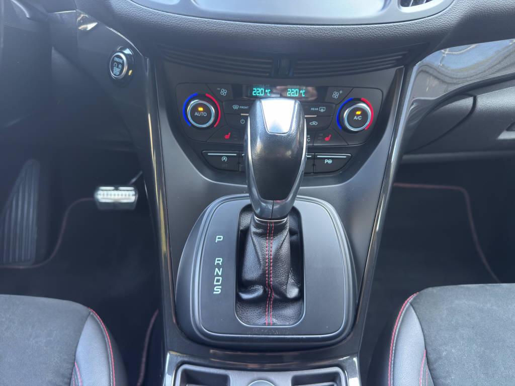 FORD Kuga 2.0 TDCi 180 ST-Line FPS-image-15