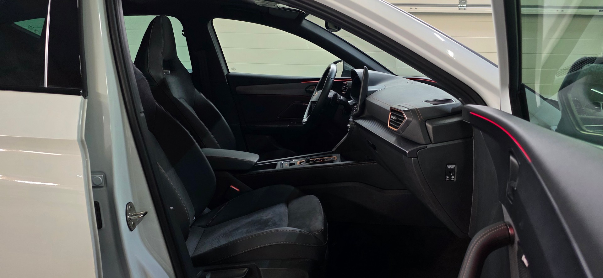 CUPRA LEON 2.0 TSI VZ DSG *Sitz-&Lenkradheizung*ACC&Spurhalteassistent*Rückfahrkamers*Sennheiser-Soundanlage*-image-27