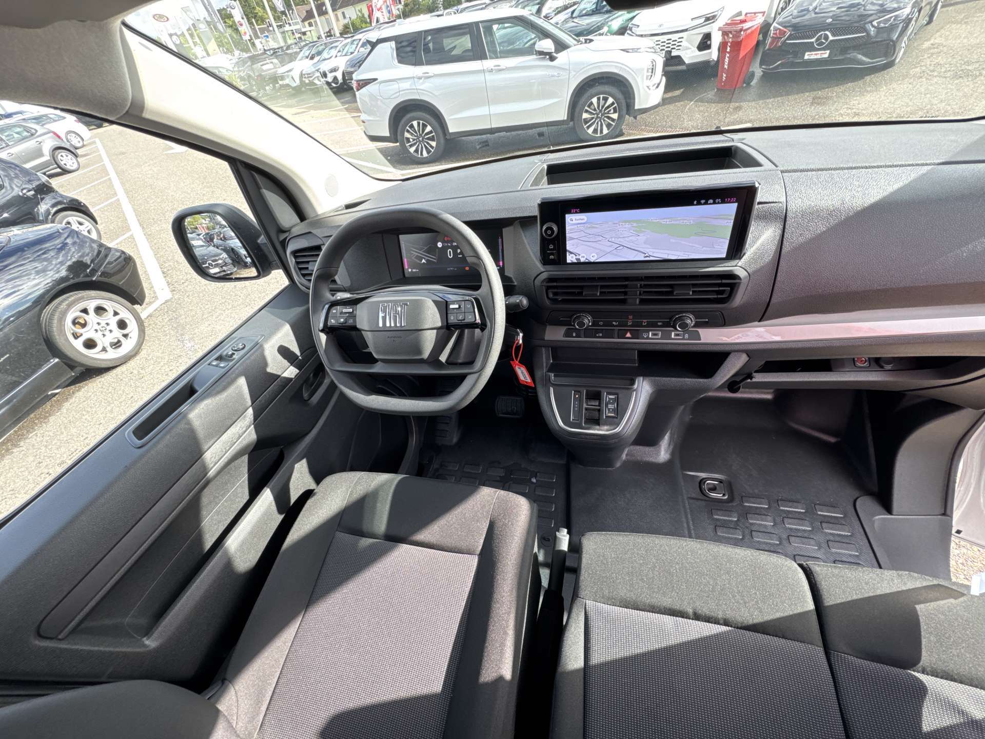 FIAT Scudo 2.0 BlueHDi L3 3-Plätzer EAT-Automat-image-4