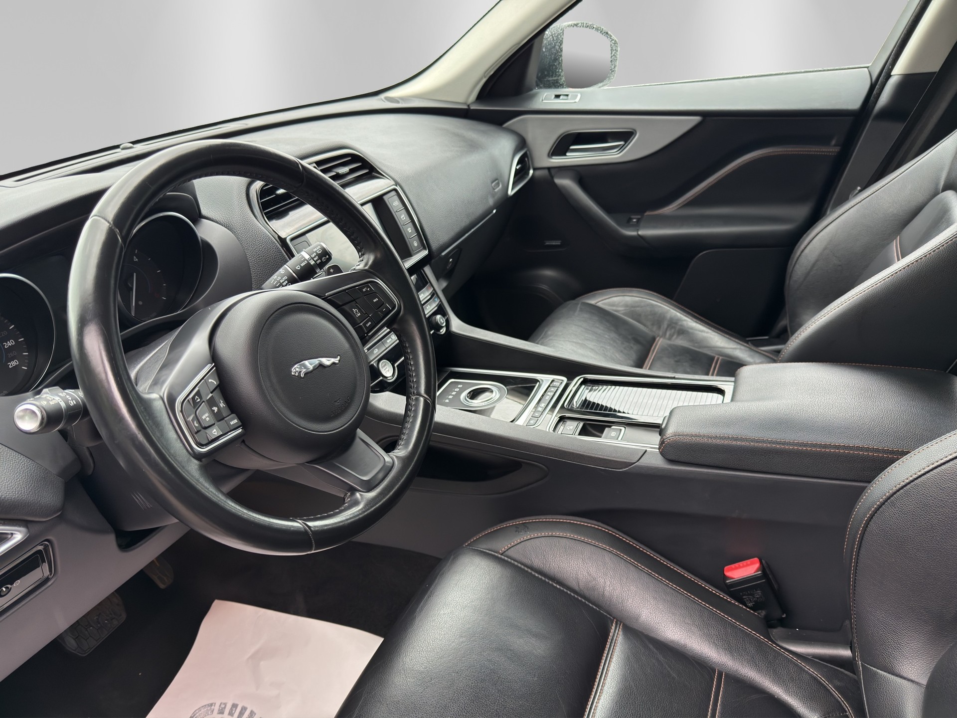 JAGUAR F-Pace 3.0 TD Prestige AWD Automatik-image-7