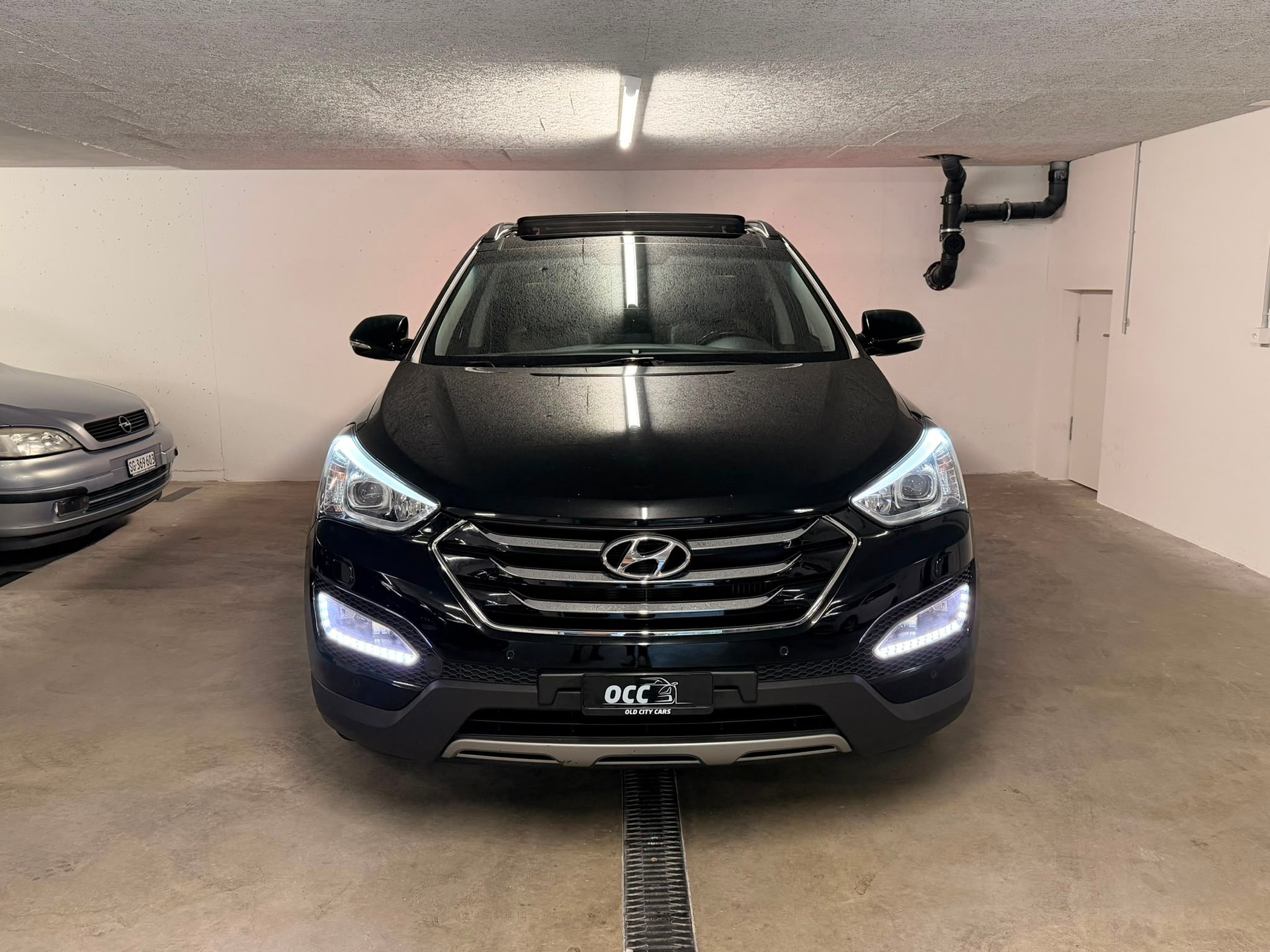 HYUNDAI Santa Fe 2.2 CRDI Style 4WD Automatic-image-1