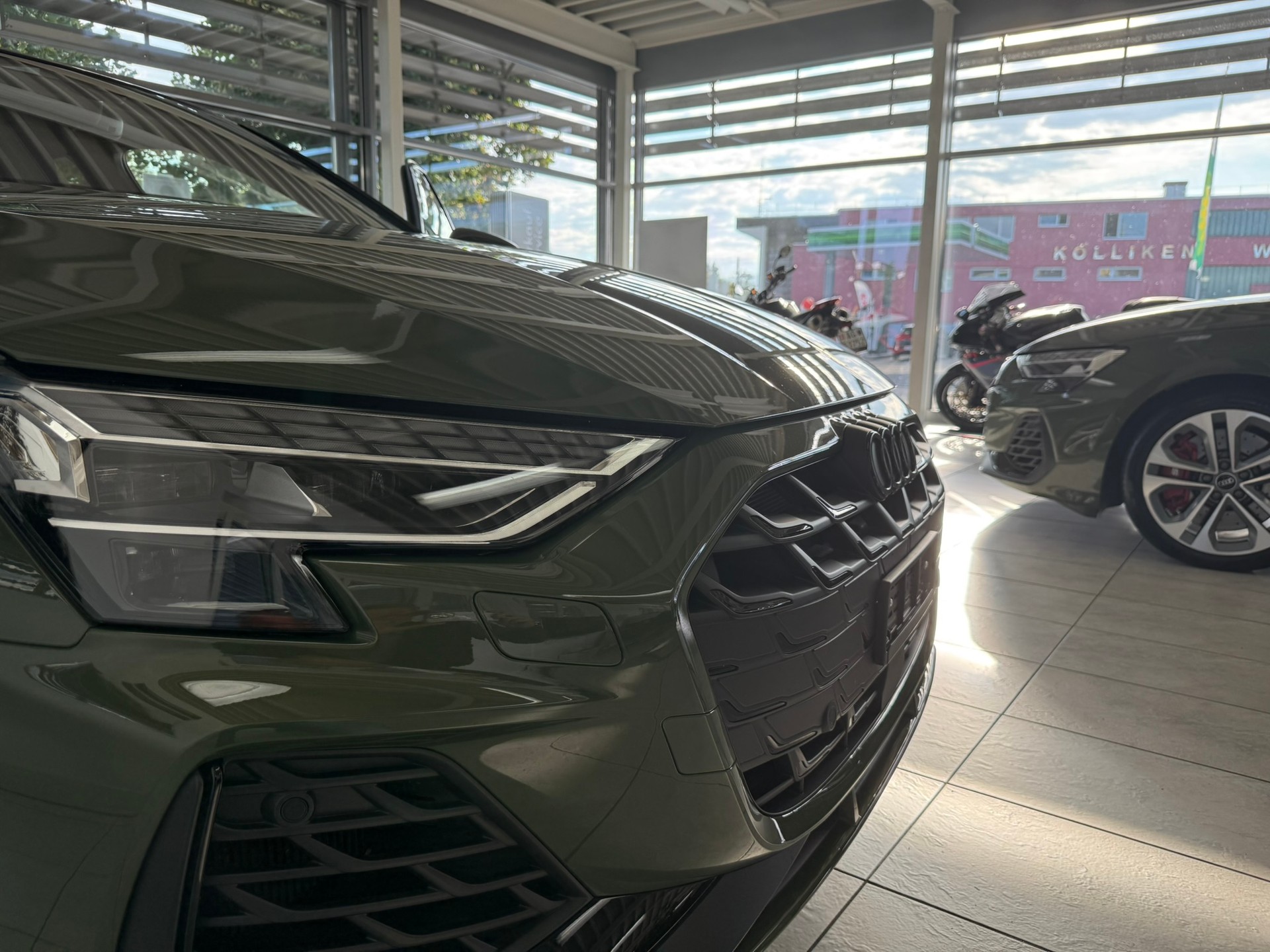 AUDI S3 Limousine TFSI quattro S-tronic, distriktgrün met.-image-30
