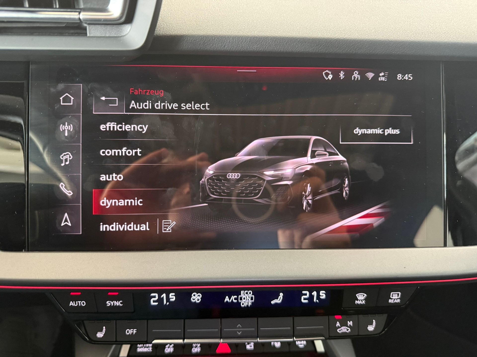 AUDI S3 Limousine TFSI quattro S-tronic, distriktgrün met.-image-17