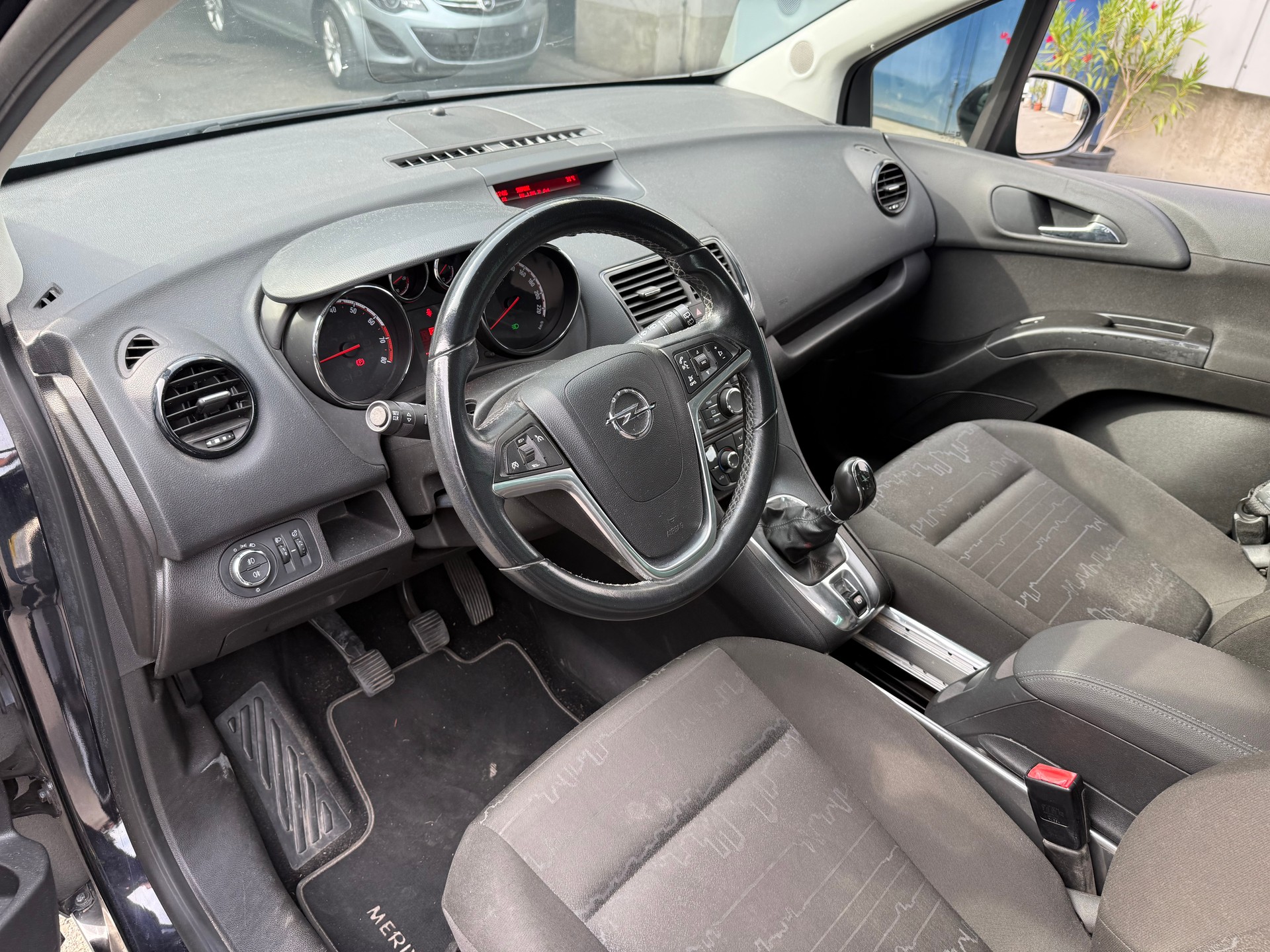 OPEL Meriva 1.4 Turbo Enjoy-image-10