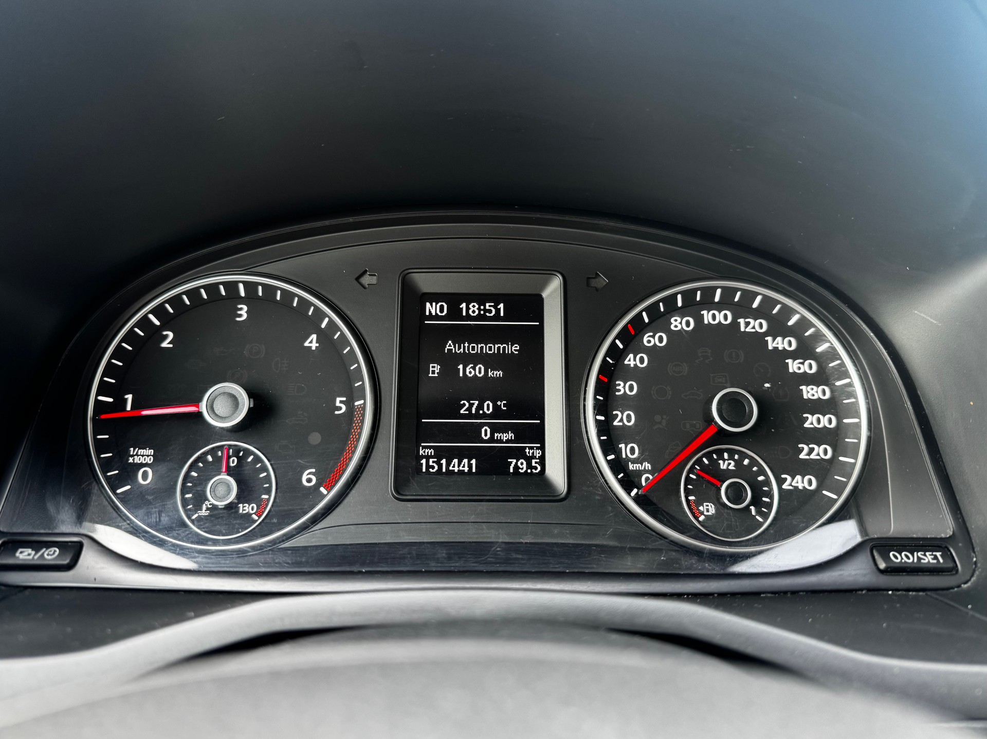 VW Caddy Maxi 2.0TDI BlueMotion Technology-image-13