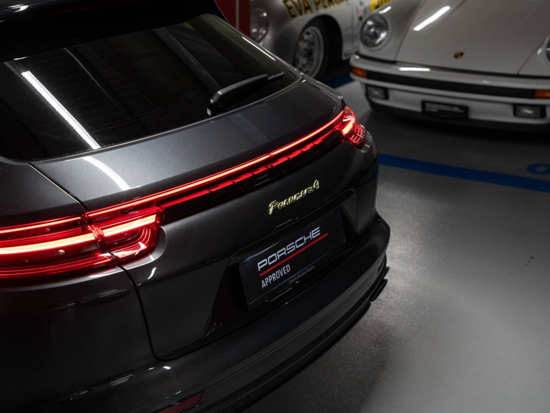 PORSCHE Panamera 4 E-Hybrid Sport Turismo-image-27